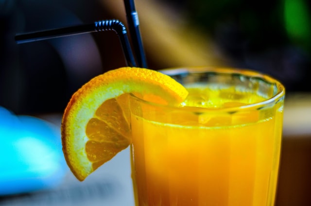 Orange Juice with a slice of orange