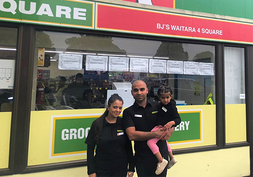 Four Square BJ's Waitara Owners